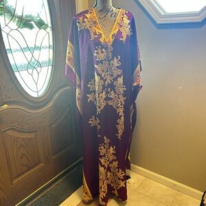 Elegant Purple Floral kaftan by Collections etc.